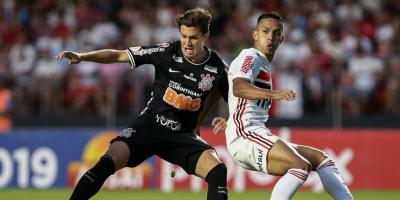 São Paulo vence Majestoso em Morumbi lotado e encosta no Corinthians