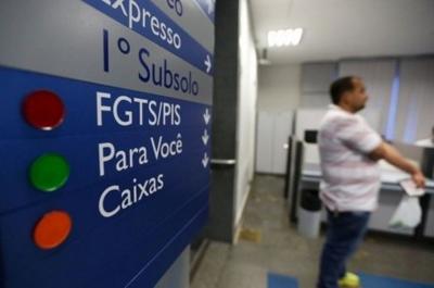 Saque do FGTS para nascidos em fevereiro e março começa hoje