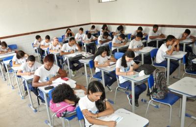 Pré-matrícula para Ensino Médio vai até a próxima sexta (27)