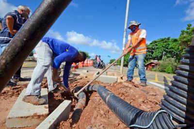 São Luís: iniciada instalação de semáforos na Avenida Daniel de La Touche