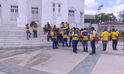 Trabalhadores dos Correios realizam ato em São Luís