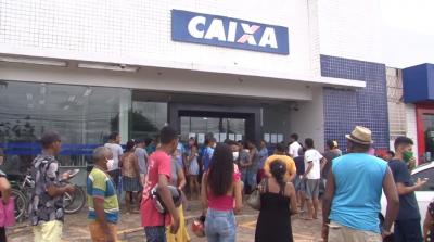 Agências bancária tem fila para regularizar CPF em São Luís