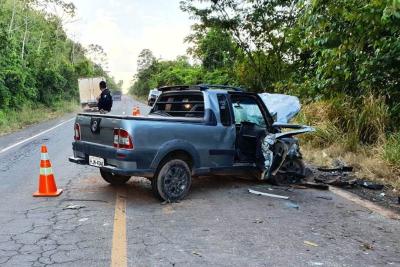 BR 010: duas pessoas morrem e três feridas em acidente de trânsito