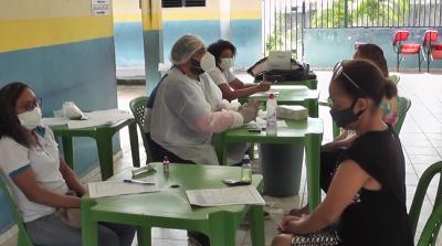 Alunos da rede pública fazem testes de Covid-19 em Santa Inês