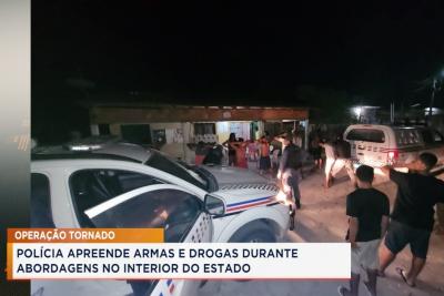 Humberto de Campos: polícia apreende armas e drogas durante abordagens