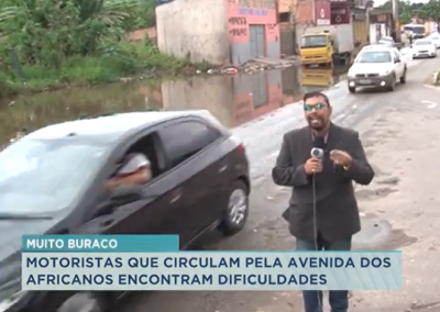 Buraco prejudica trânsito e danifica veículos na Av. dos Africanos