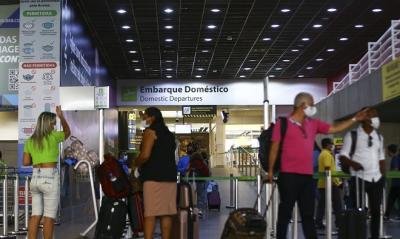 Páscoa movimenta aeroportos e terminais rodoviários