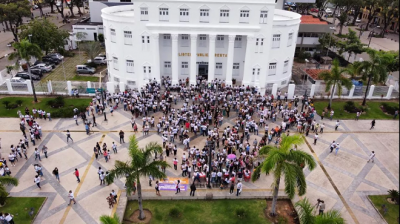 Greve dos professores: 80 mil crianças estão sem aula na capital