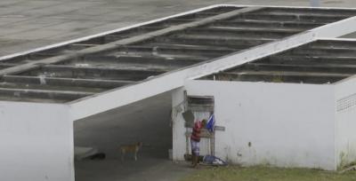 Quem é responsável por auxiliar pessoas em situação de rua? 