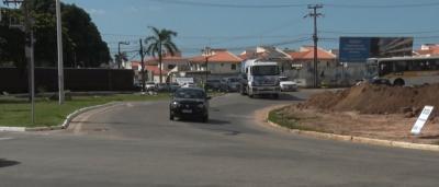 Rotatórias da Avenida dos Holandeses serão retiradas