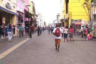 Comércio da Grande Ilha funcionará no feriado de Tiradentes