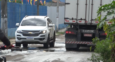 Moradores do bairro São Bernardo em São Luís denunciam problemas com esgoto 