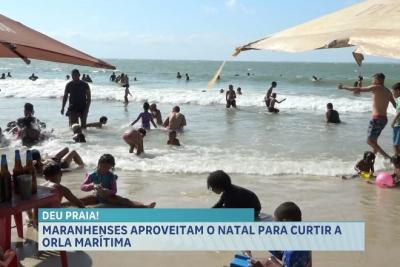 Praias de São Luís atraem turistas no feriado de natal