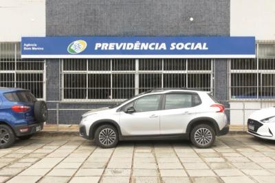 Esquema de fraudes no INSS envolve servidores, advogados e falsificadores