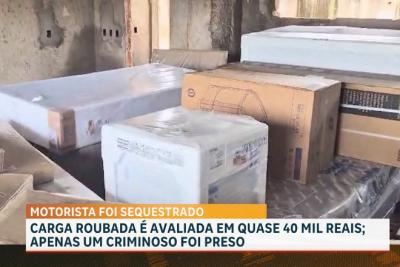 Polícia recupera carga roubada de caminhão avaliada em quase R$ 40 mil