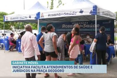 Gabinete Móvel leva atendimentos gratuitos à Praça Deodoro, em São Luís