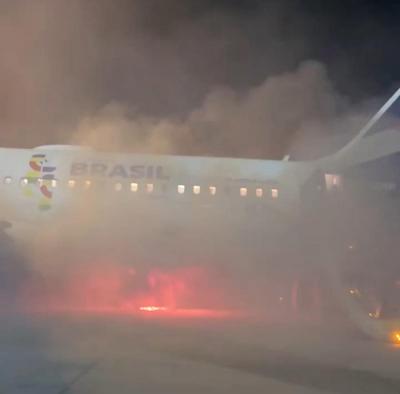 Avião é evacuado em Guarulhos após incêndio em esteira de bagagem