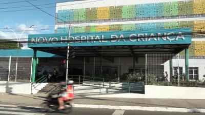 Mãe denuncia demora no atendimento a bebê internado no Hospital da Criança em São Luís