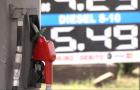 Petrobras reduz preços de gasolina para distribuidoras em 4,9%