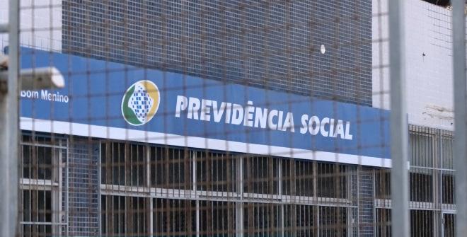 INSS emite alerta sobre golpe de ligações falsas para aposentados e pensionistas