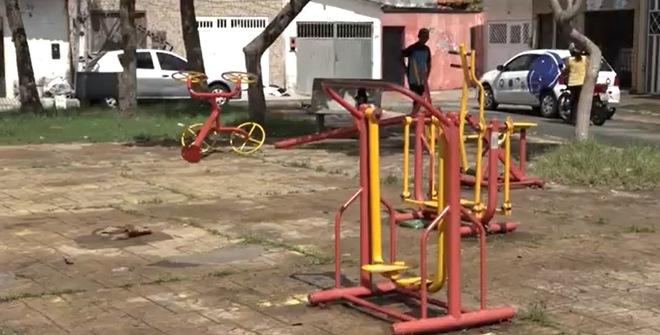 Moradores reclamam da falta de manutenção na Praça do Campinho, no Monte Castelo
