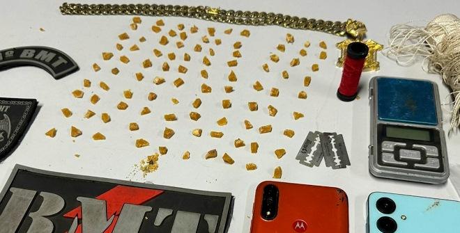 Suspeito de tráfico é preso com 97 porções de substância similar ao crack em São José de Ribamar